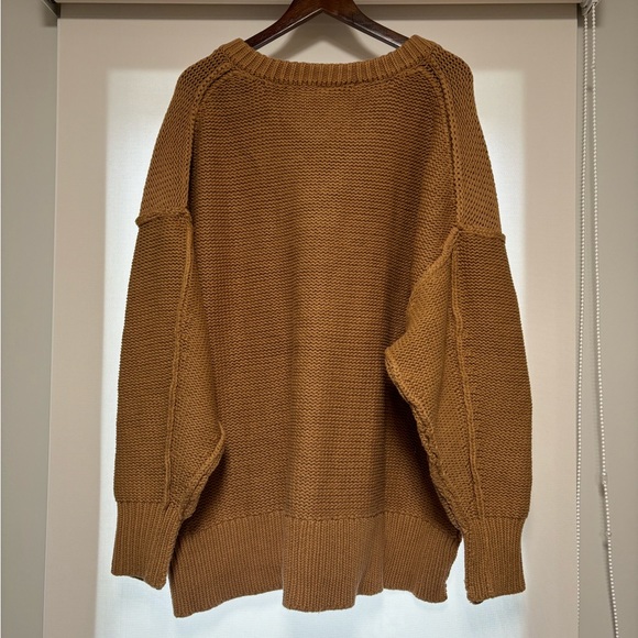 Free People Alli V-Neck Sweater in Camel size Medium - Picture 7 of 9